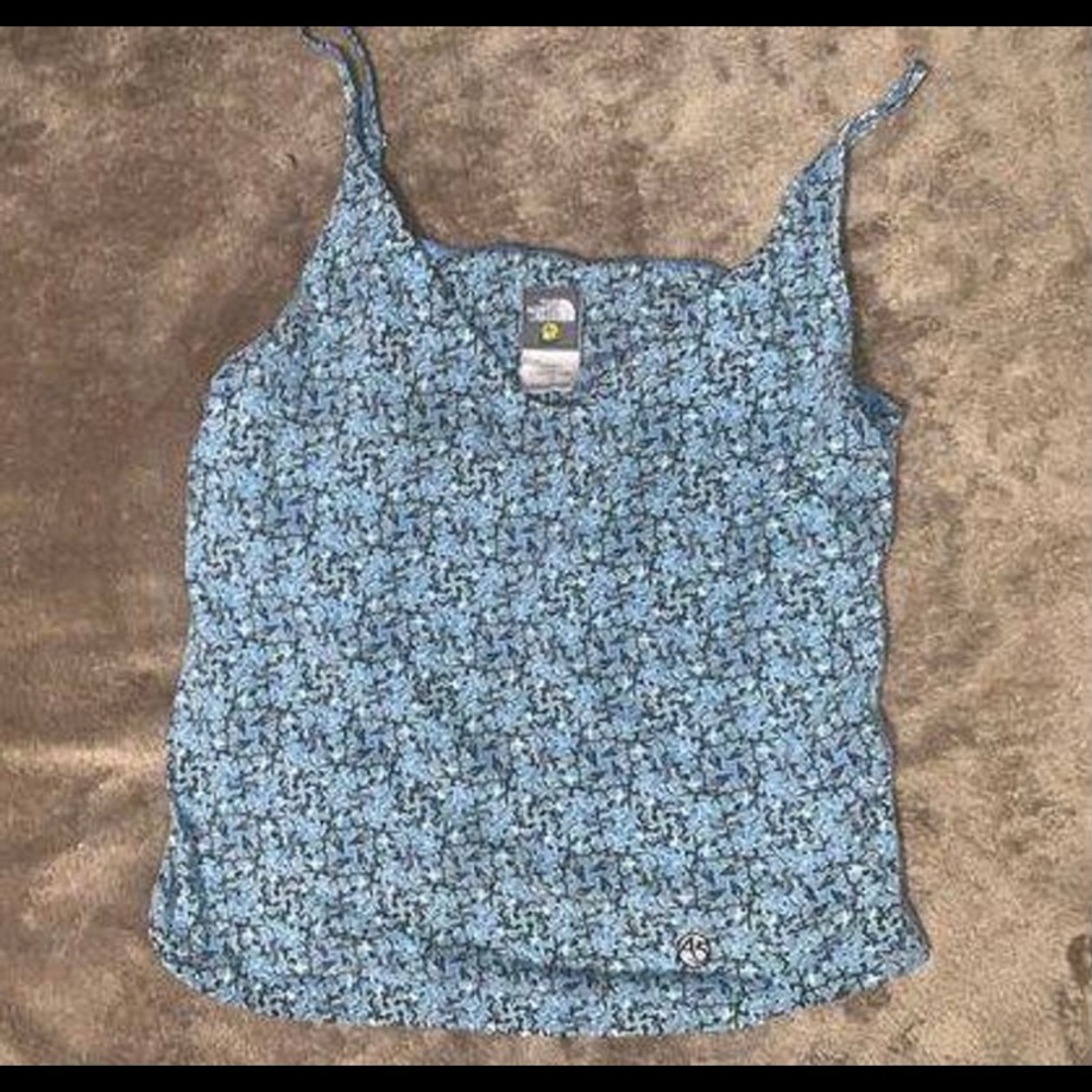 Blue work out top that can be worn as a casual/going out top